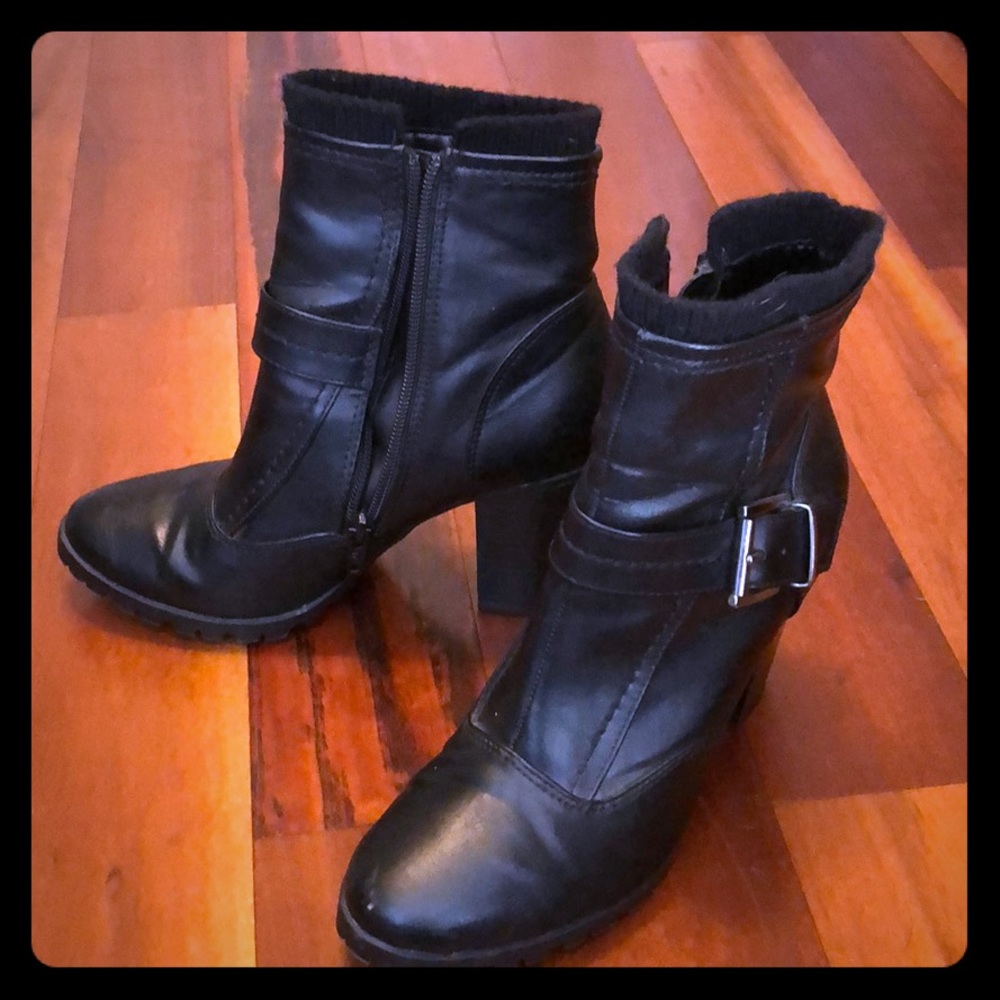 Women’s Ankle Boots, Size 5.5